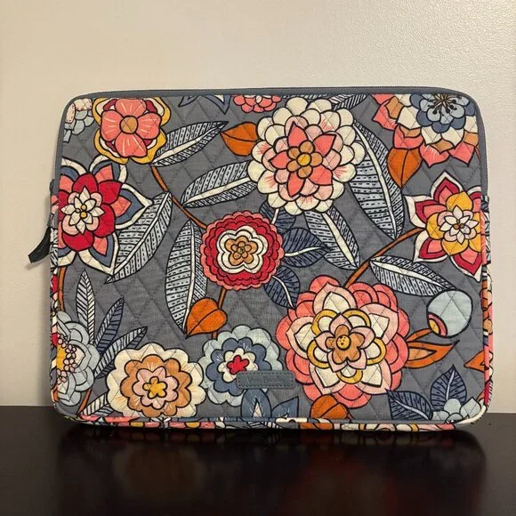 Vera Bradley Tropical Evening Gray Floral Quilted Laptop Tablet Sleeve