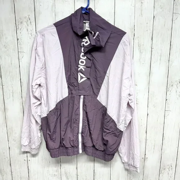 Reebok Jacket Women Size M Purple Zip Up Windbreaker Hooded Outdoor Rain‎ Jacket