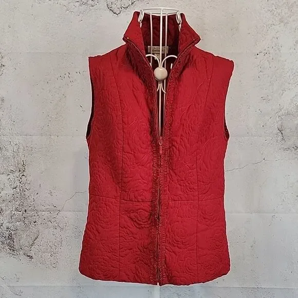 Dressbarn floral quilted vest - red Women's Size S