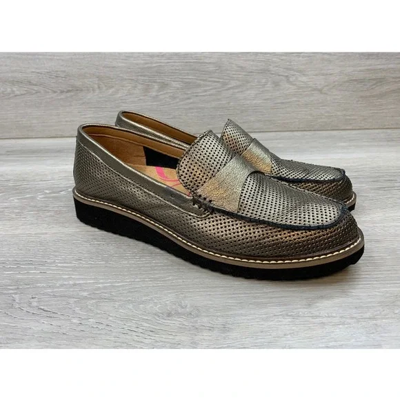 Comfortiva Align Women's Bronze Metallic Perforated Leather Loafers 8.5 Shoes