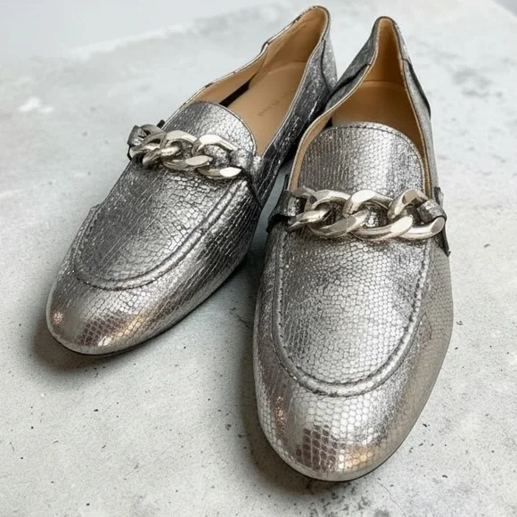Donald Pliner Bethany Silver Metallic Flat Loafer Silver Chain Hardware 41/US 10