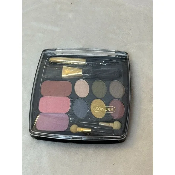 New & Sealed Sonora VTG 1980 3 Blush Cheek 6 Eye Shadow Make Up Palette Brushes