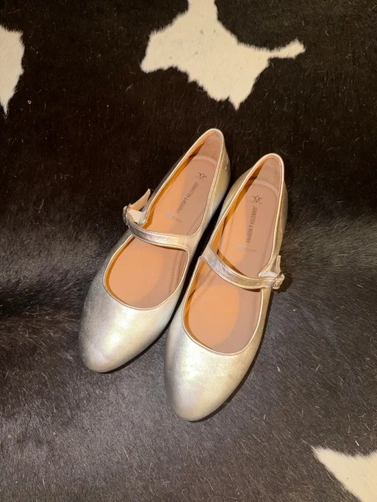 Johnston & Murphy Silver Metallic Leather Mary Jane Trufoam Ballet Flats, size 7