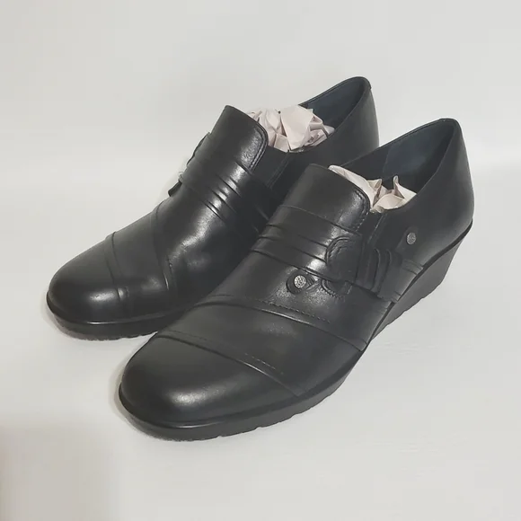 Walking Cradle Loafers Black Leather Upper