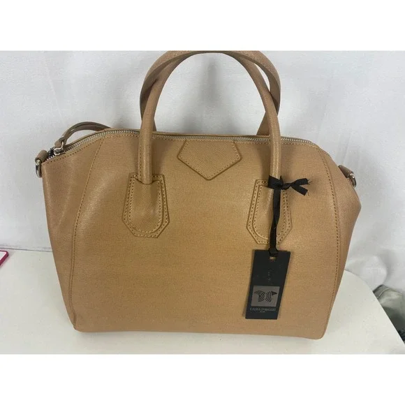 Laura Di Maggio Cappuccino Leather Satchel Crossbody Bag New zipper Minimalist,