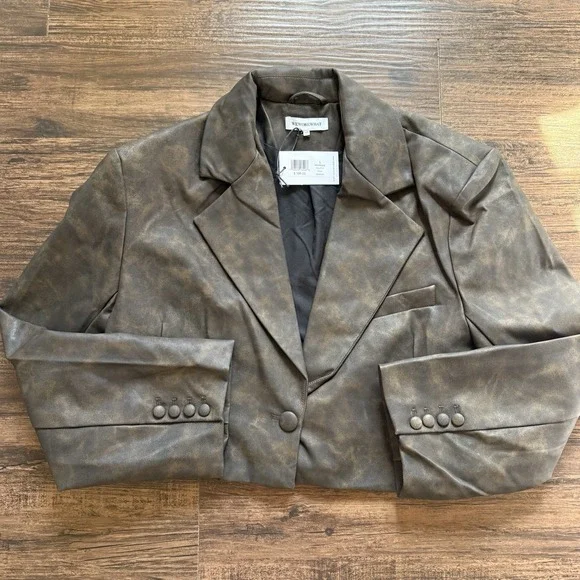 NWT WeWoreWhat Size Large Patina Cropped Blazer Brown Faux Vegan Leather Revolve