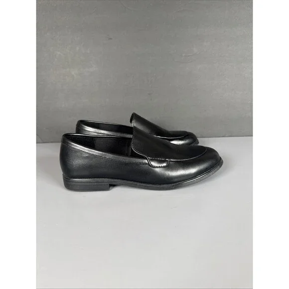 Solanz Sole Comfort Banks Women’s Size‎ 7 M Black Slip On Loafers