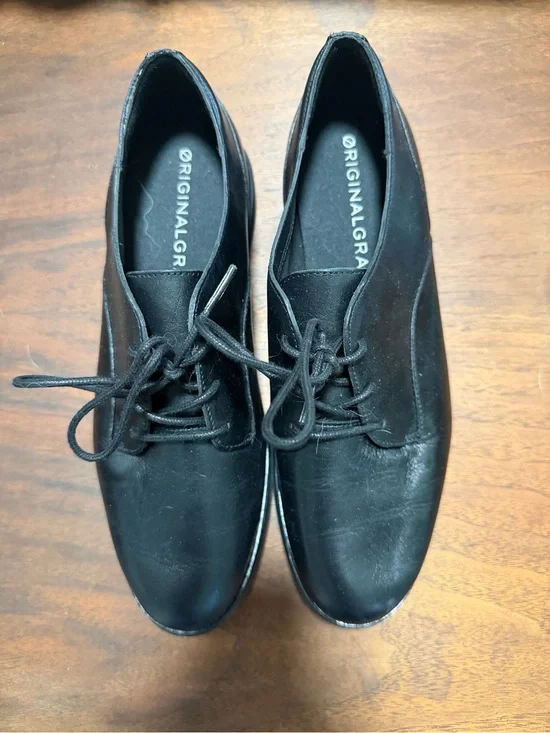 Cole Haan Black Lace-Up Oxfords