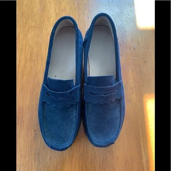 Blue suede-like platform lightweight loafers 40