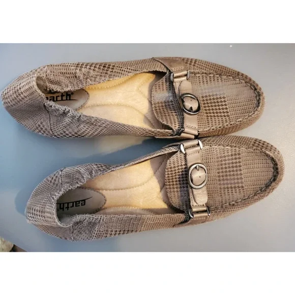 Earth Scout Taupe Leather Houndstooth Print Scrunch Buckle Flats 10B