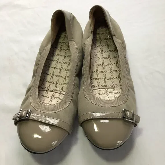 Vionic neva slip on ballet flats taupe tan suede patent leather buckle womens 9