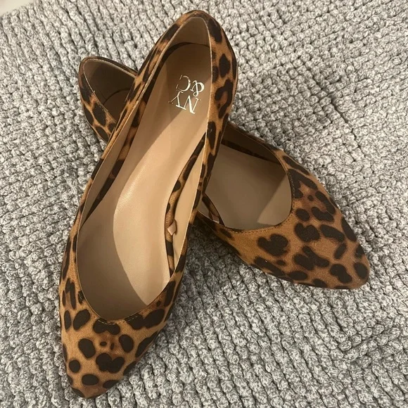 NY&CO Leopard print shoes