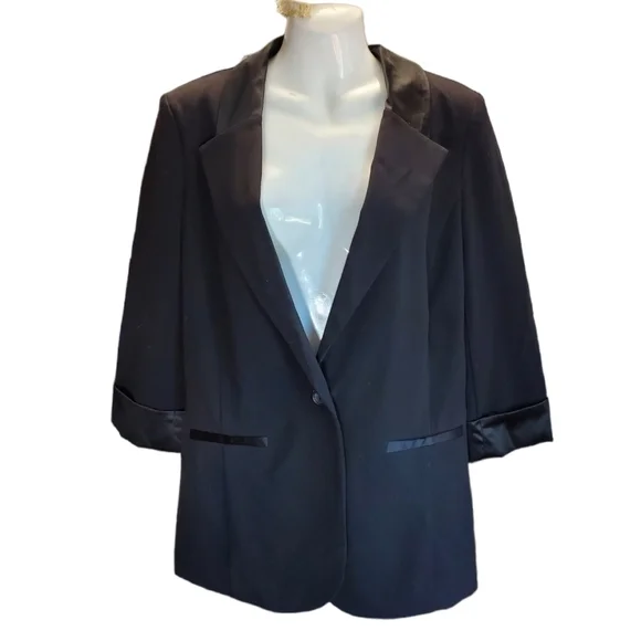 I.N. San Francisco black Tuxedo blazer M