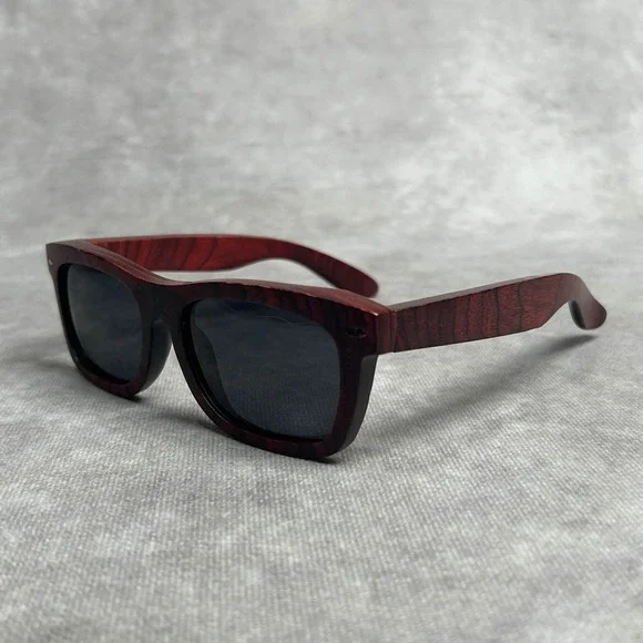 Earth Wood Portsmouth Polarized Sunglasses Red FACE THE SUN **scratch