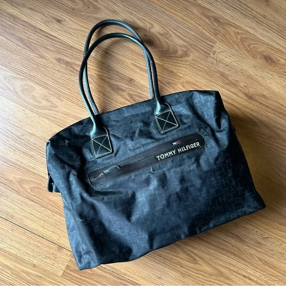 Women’s Black Tommy Hilfiger Satchel‎ Purse Bag