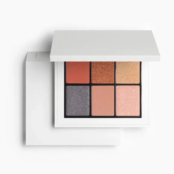 Zara Refillable‎ Eyeshadow Palette in Reign of Green