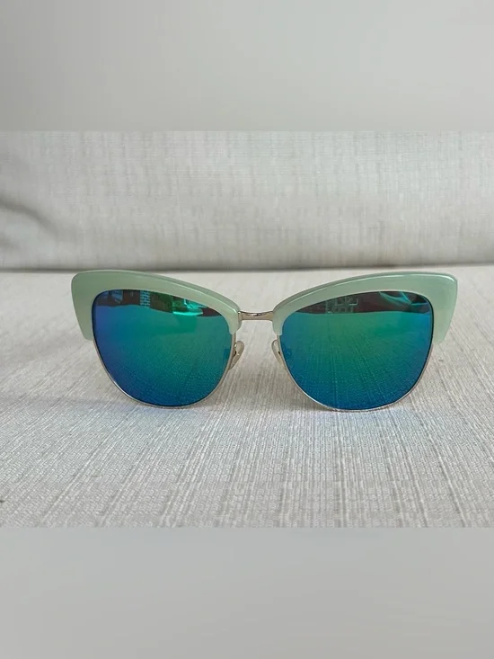 NWOT Kate spade Genette Sunglasses with Blue-Green Mirrored Lenses