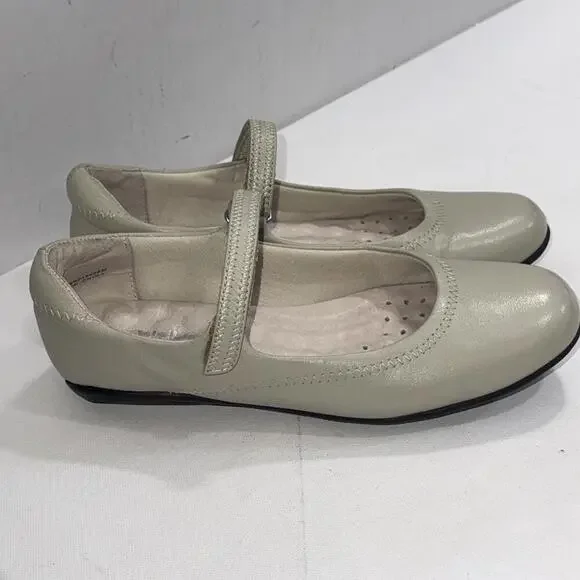 Walking Cradles Mary Jane‎ Minimalist Beige White Leather Cushioned Shoes 6.5N