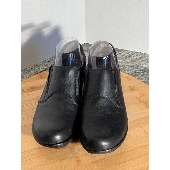 Easy Spirit e24/7 Womens Black Leather Slip On Loafers Wedge Shoes Size 9.5