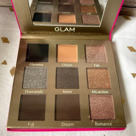 Trendbeauty Boss Babe Eyeshadow Palette