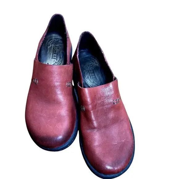 Born BOC‎ Women Red Leather Slip On Loafer Comfort Low Heel Shoes US 7 EU 38