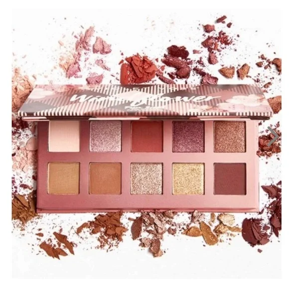 Violet Voss windflower eyeshadow palette