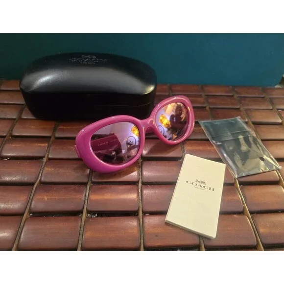 Coach Pillow Tabby Oval Women's Sunglasses Milky Magenta CR609 2024