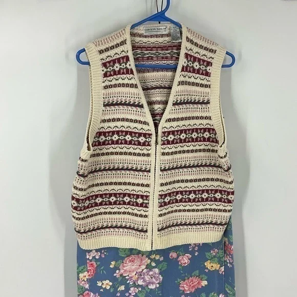 Carolyn Taylor, Vintage granny cottage core BoHo zip front sweater vest