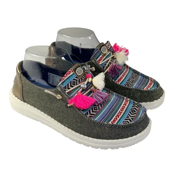 NEW Hey Dude Wendy Boho Festival Shoes Womens 6 Black Multi Tribal Print Tassel