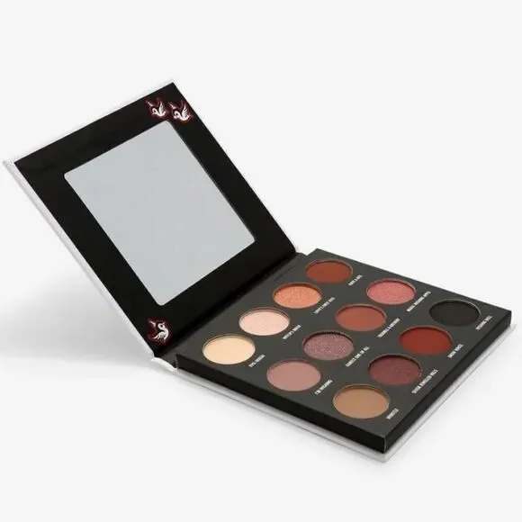 Disney Snow White and the Seven Dwarfs Just One Bite Eyeshadow Palette