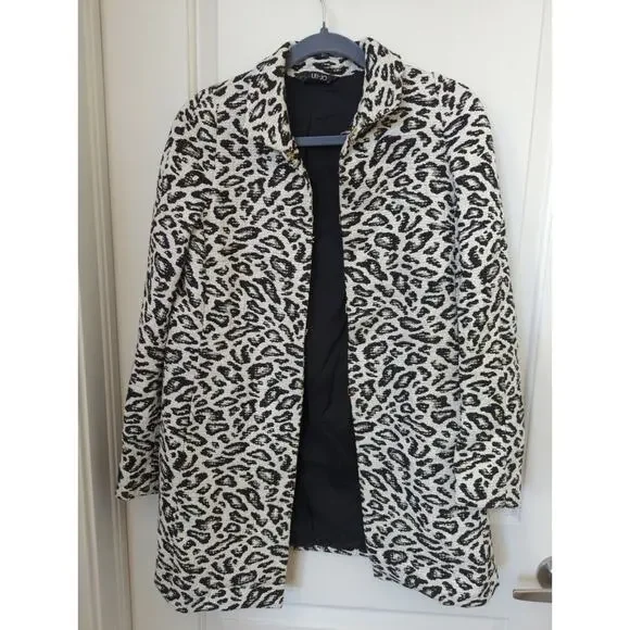Liu Jo Milano Woman Animal Print Coat size 40