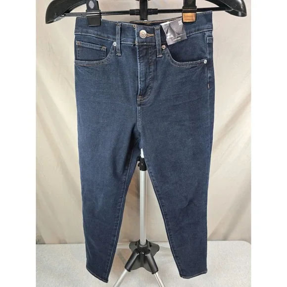 Express brand dark wash hyper stretch skinny jeans 0