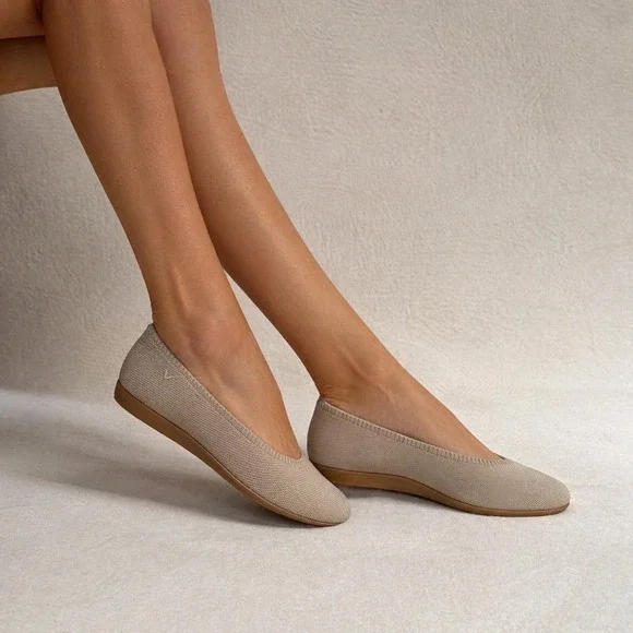 VIVAIA Tamia Walker Knit Flats Almond | EU 42 / US 10.5