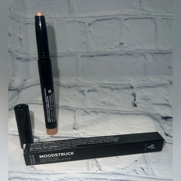 Younique Moonstruck Cream Eyeshadow -Glistening
