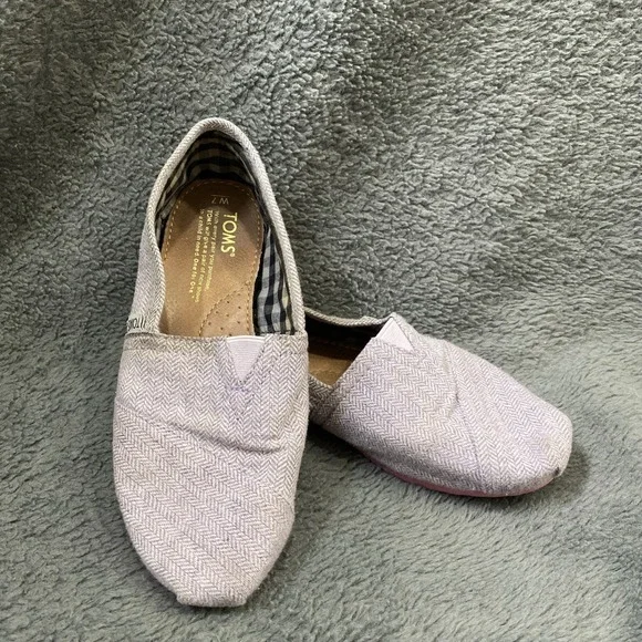 Tom's Purple Quilted Shoes With Pink Soles Women's Size 7
