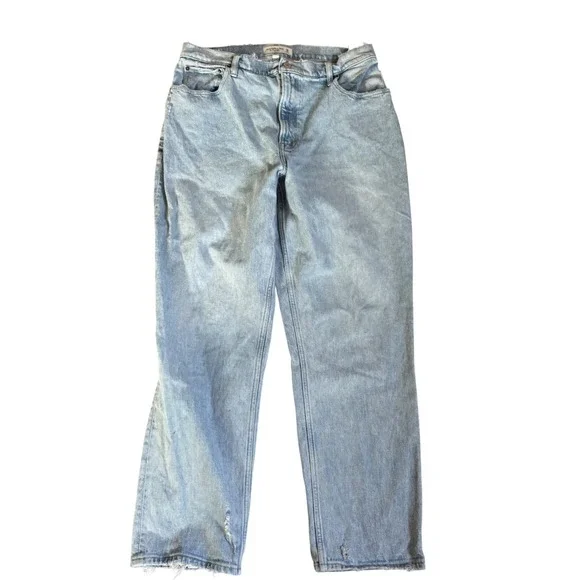 Abercrombie & Fitch 90s Straight Jeans 32 14R Light Blue High Rise Distressed