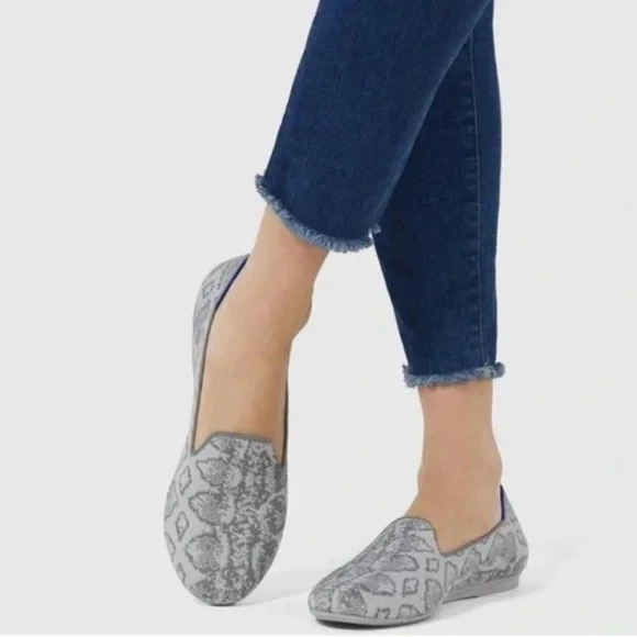 Rothy’s The Loafer Ivory Grey Snake Women's Round Toe Slip on Flats Size 9.5