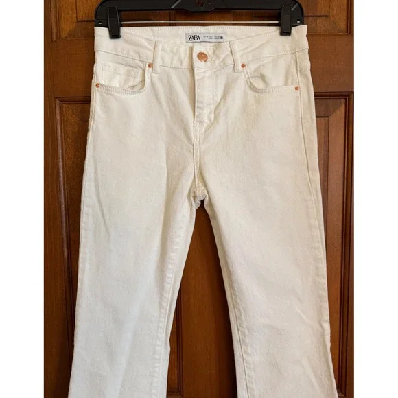 Zara Flare Jeans Womens Size 4 White Rear Split Hem Stretch‎ Denim