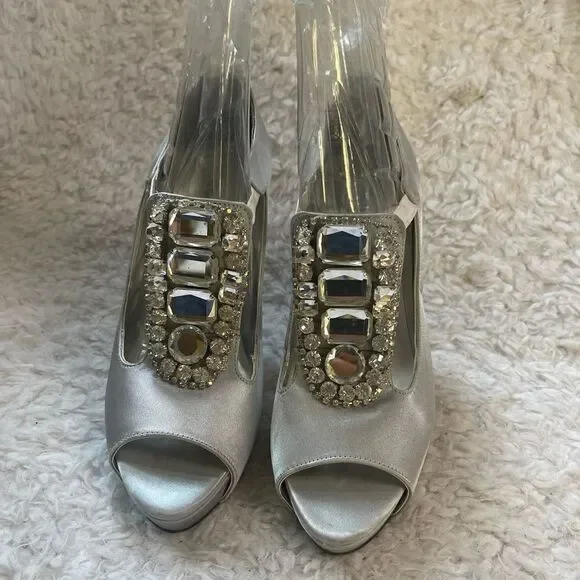 Lauren Jones gray SatinTStrap peep toe platform heels crystal beads accent SZ8.5