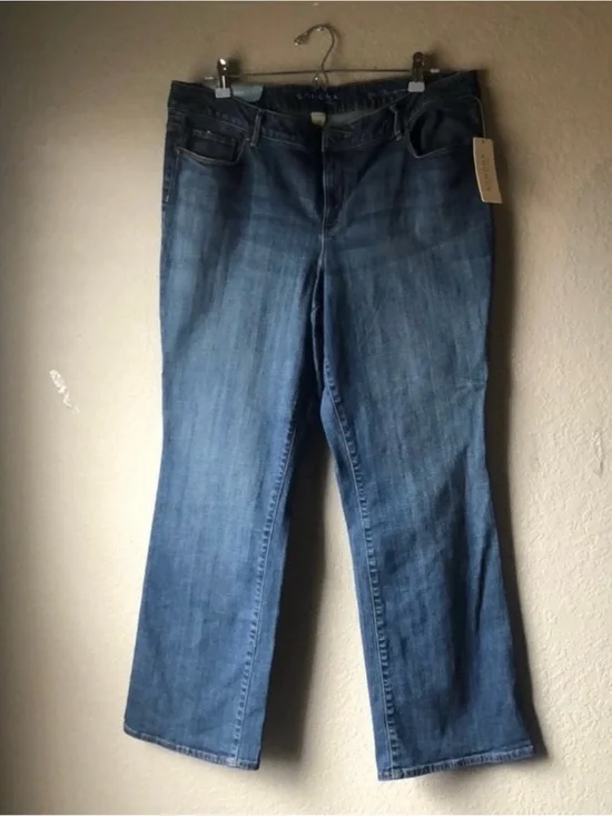 New Sonoma Jeans Women’s Casual Mid Rise Demi Bootcut Denim Blue Jeans Size 16