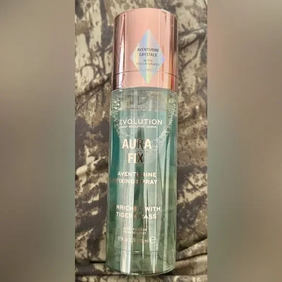 Revolution Aura Fix Aventurine Fixing Spray 2.87oz Tiger Grass ~Makeup Setting