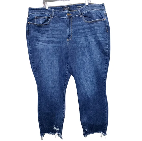 Judy Blue Slim Fit Dark Wash Distressed Ankle Jeans Womens Plus Size 24W