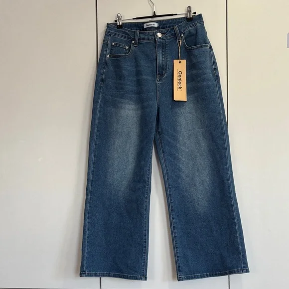 Genleck size 10 Nwt Chic Denim‎ Straight Leg Jeans