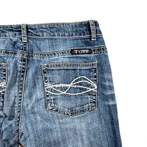 Cowgirl Tuff Co Womens Bootcut Jeans Medium Wash Barbed Wire Embroidery W31 L33