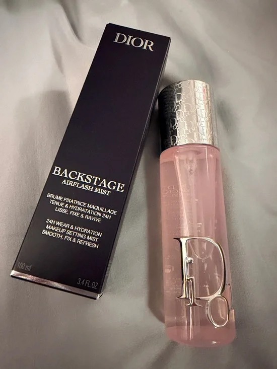 Dior air flash mist 24 hours makeup setting spray smooth, fix and refresh