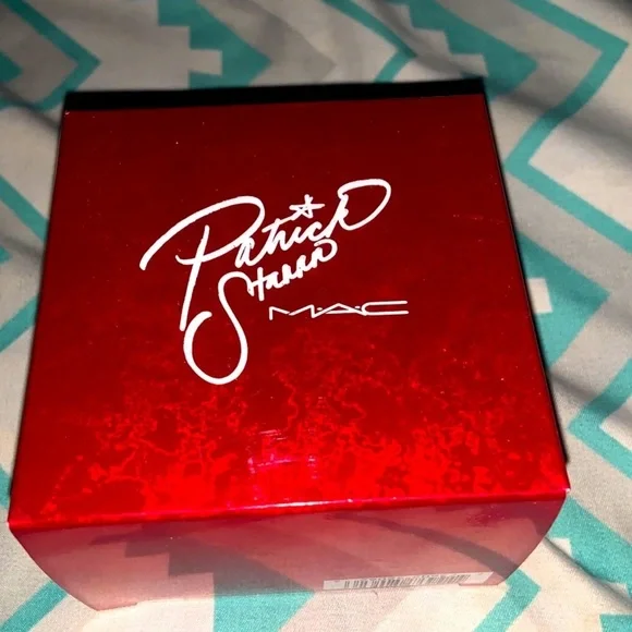Patrick star x Mac setting powder spring makeup limited edition beauty fall