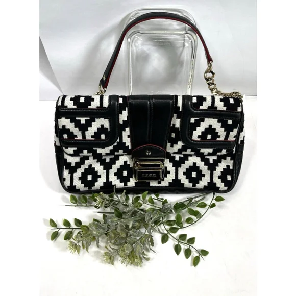 L.A.M.B Gwen‎ Stefani Black White Chain Shoulder Clutch Bag Edinburgh McGregor