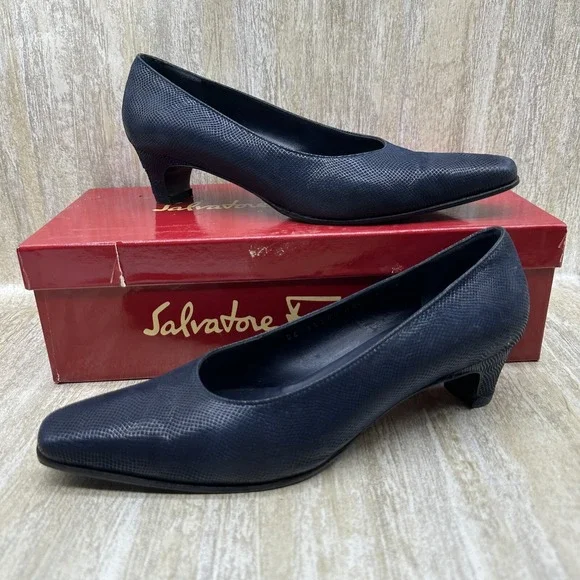 Women' Salvadore Ferragamo Navy‎ Blue Kitten Heeled Shoes 6.5B Made In Italy