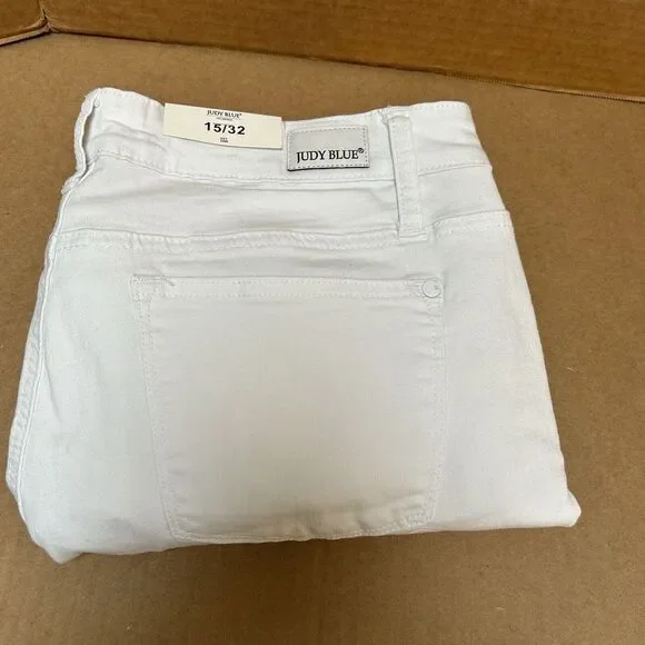 Judy Blue‎ NWT Skinny Fit White Non Distressed Jeans Size 15/32 Style #8460