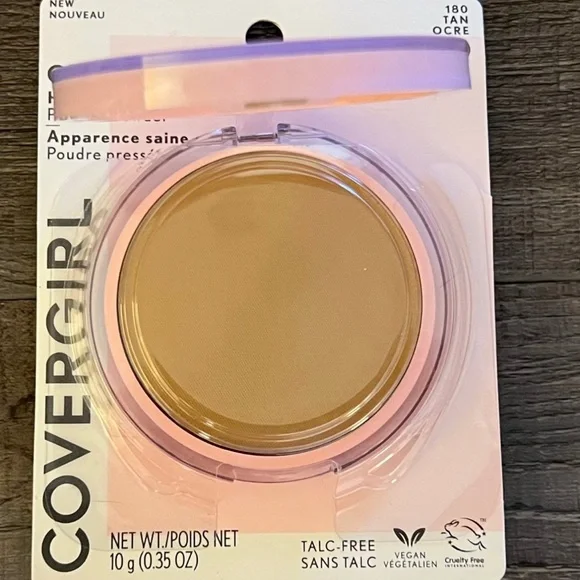 💞 New COVERGIRL Clean Fresh Pressed Powder in Tan